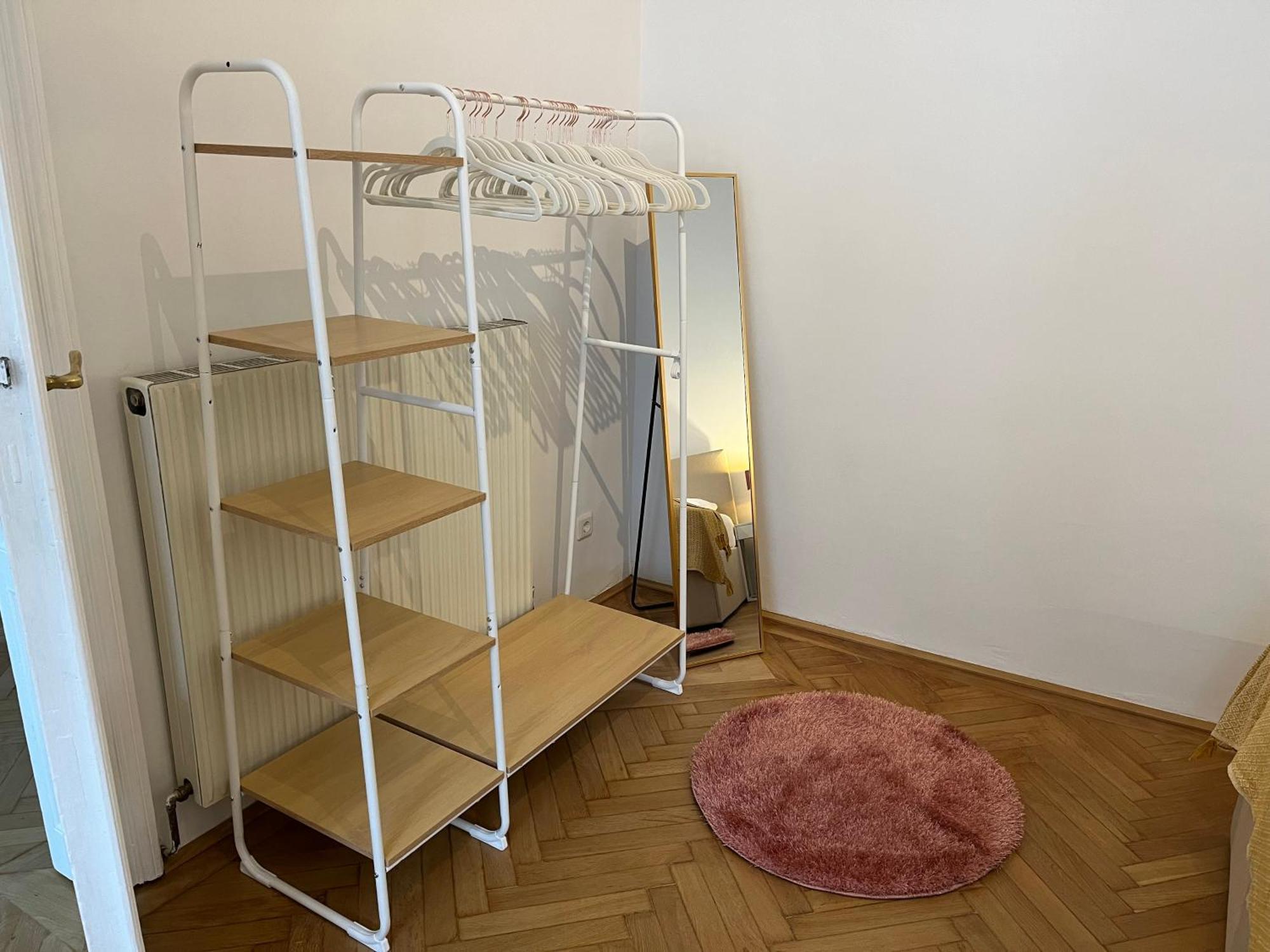 Grosszuegiger Wiener Altbau Gleich Neben Schoenbrunn Luaran gambar